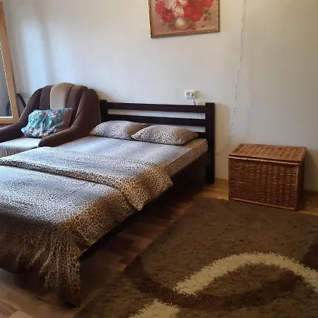 французский бульвар 22а *